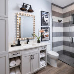 Guest 1 Bath-3393x4200-300dpi